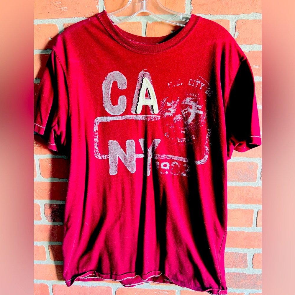Men’s red shirt